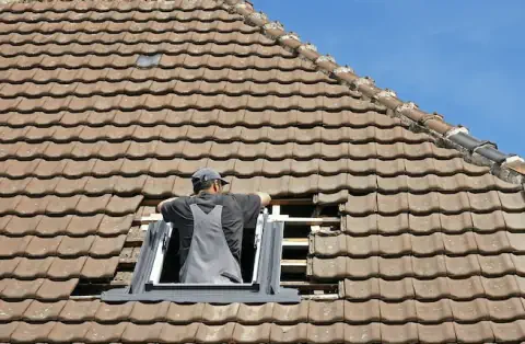 Pose de velux à Asnières la Giraud